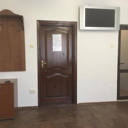 Міні-Готель Нептун Rivne Exterior photo