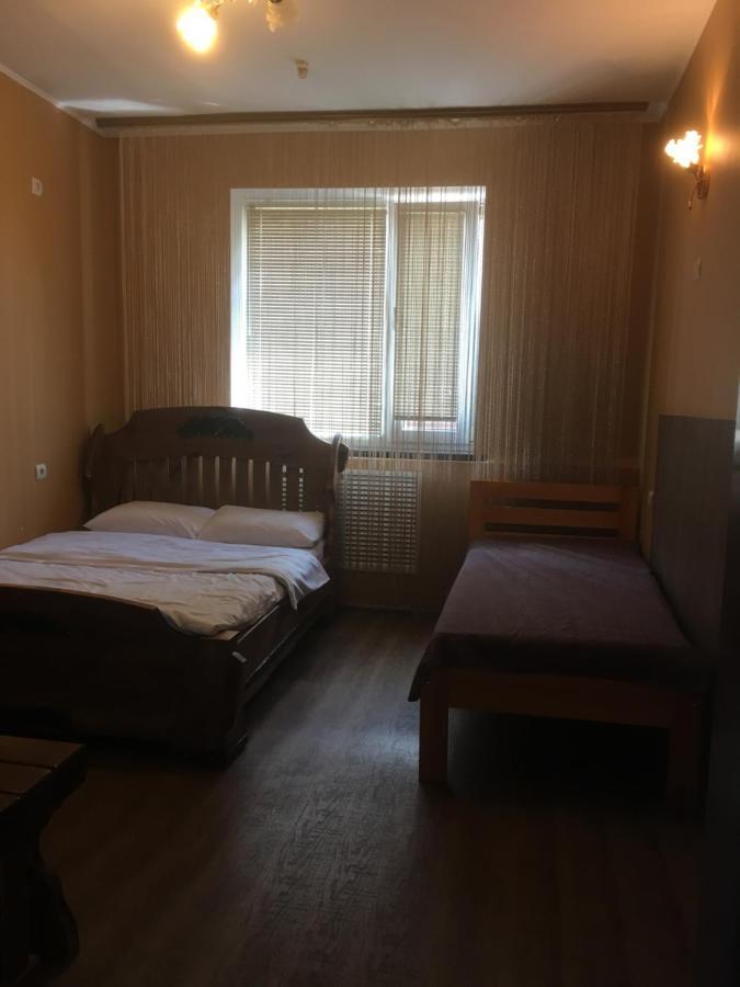Міні-Готель Нептун Rivne Exterior photo